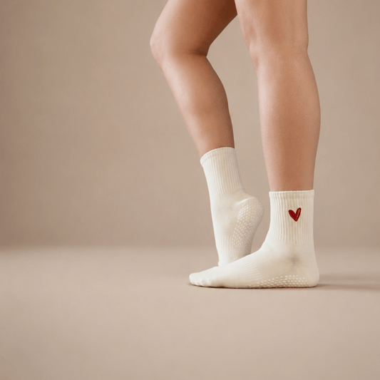 Amour Quarter Crew Inside Out Grip Sock