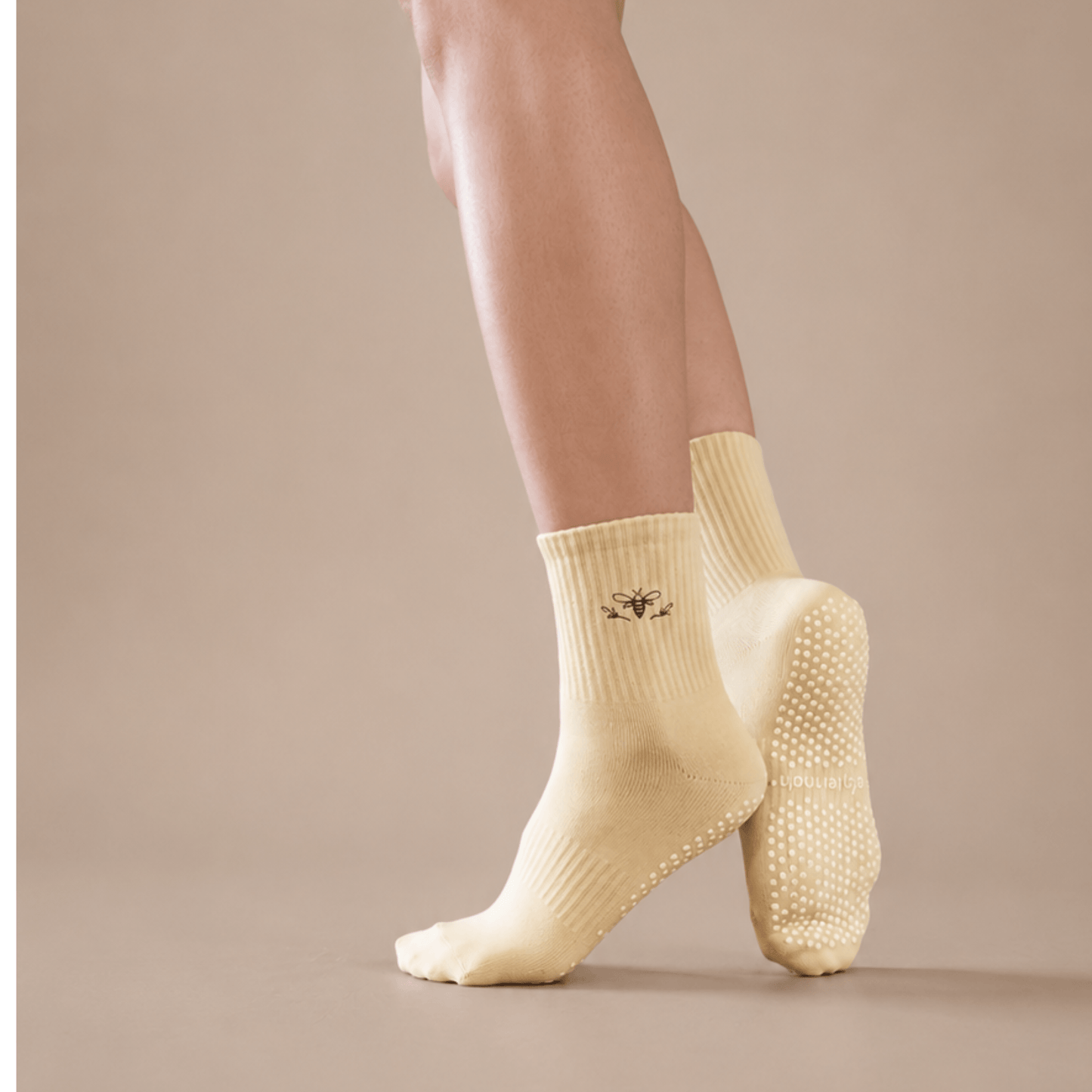 Bibi Quarter Crew Inside Out Grip Sock