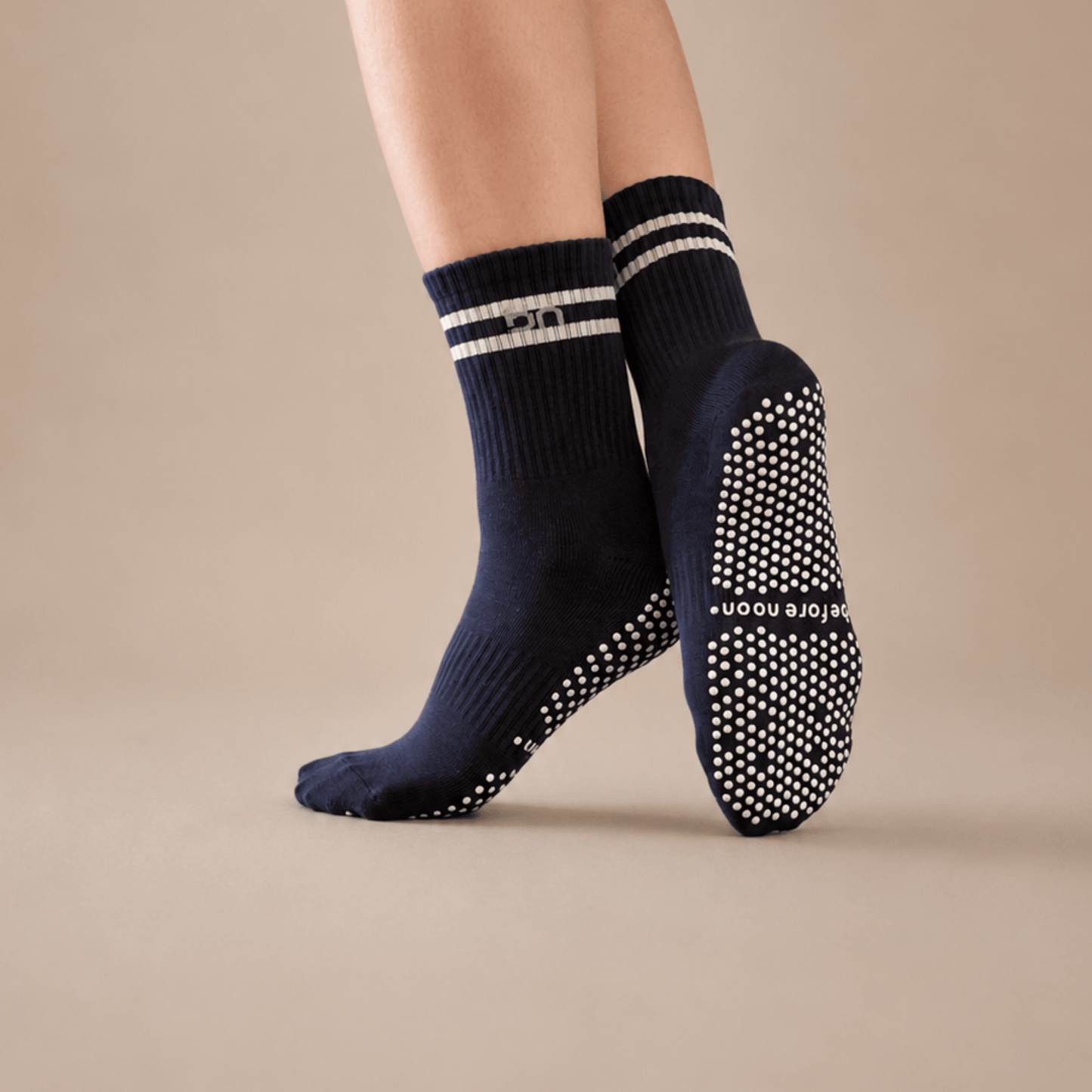 Soft Charcoal Quarter Crew Inside Out Grip Sock