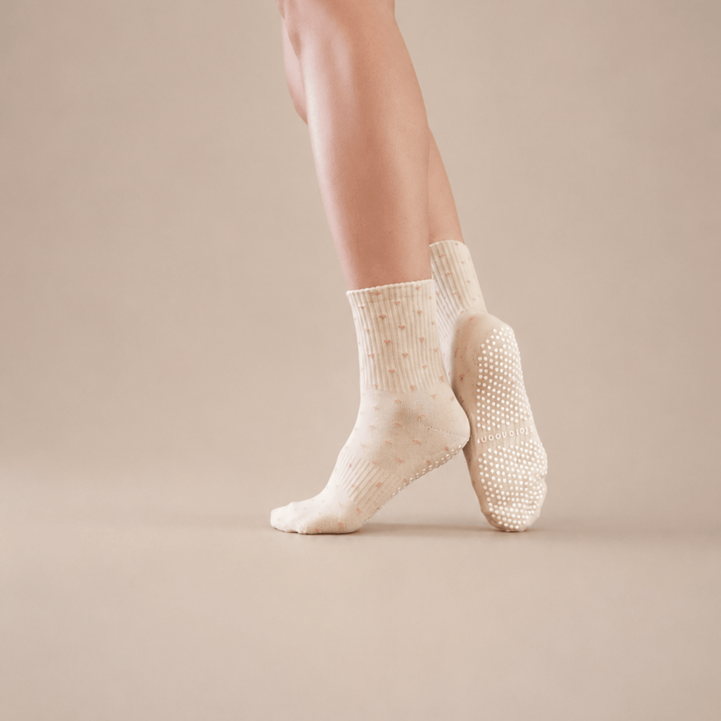 Blushing Hearts Quarter Crew Inside Out Grip Sock