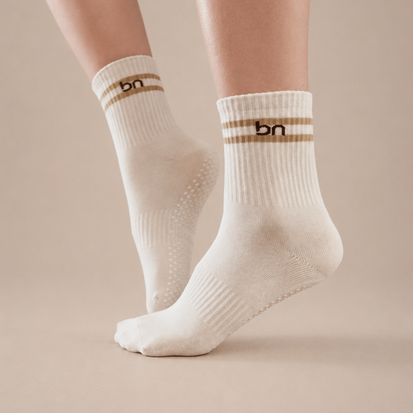 Oat Quarter Crew Inside Out Grip Sock