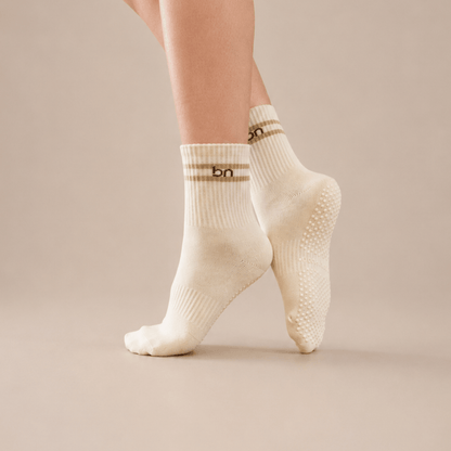 Oat Quarter Crew Inside Out Grip Sock