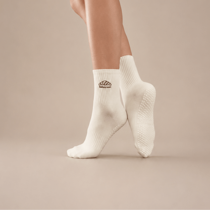 Croissant Quarter Crew Inside Out Grip Sock