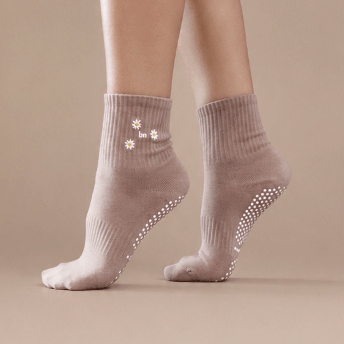 Margot Quarter Crew Inside Out Grip Sock