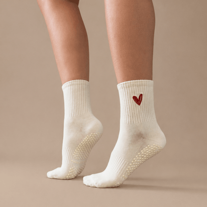 Amour Quarter Crew Inside Out Grip Sock